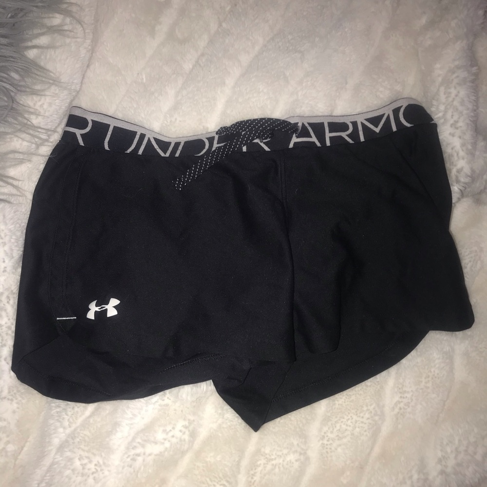 black under armour shorts